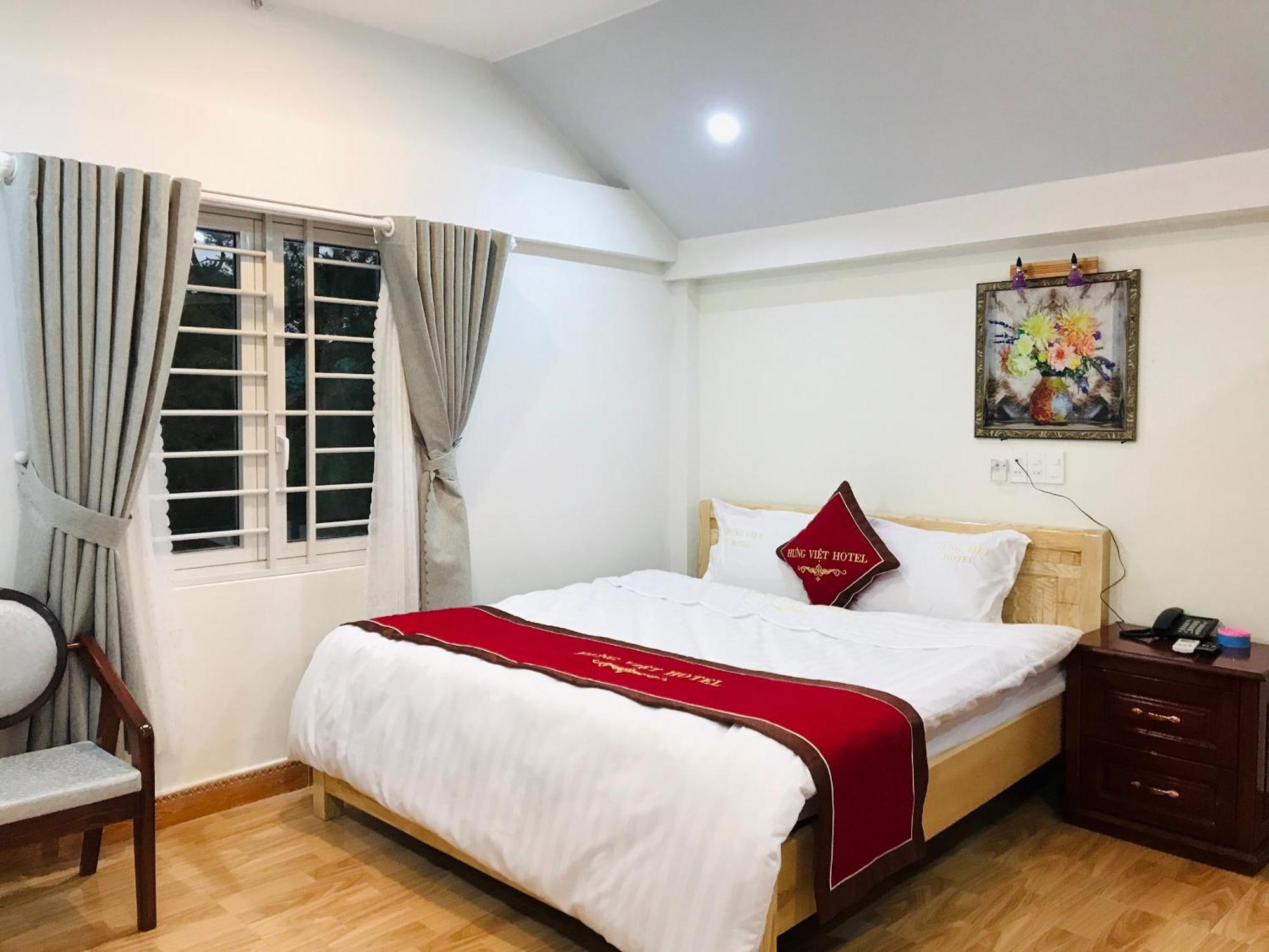 Khach San Hung Viet Hotel Tỉnh Kontum Kültér fotó